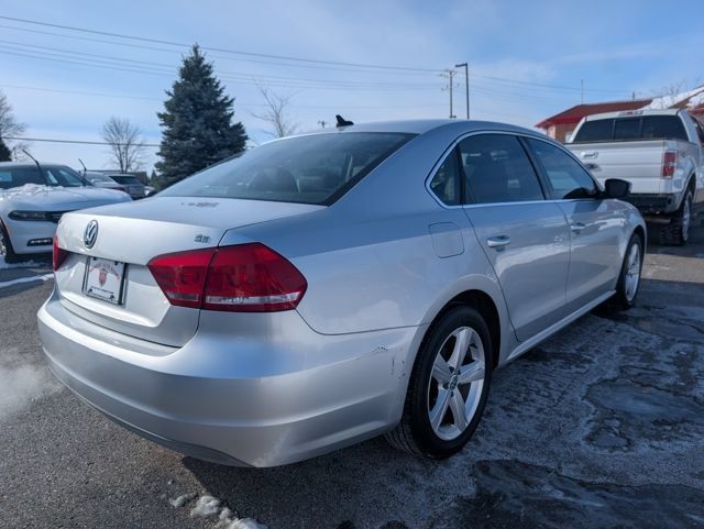 Used 2013 Volkswagen Passat 2.5 SE FWD image 6