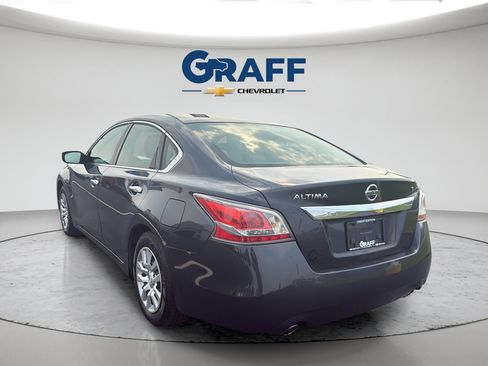 Used 2015 Nissan Altima 2.5 S FWD image 5