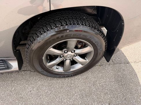 Used 2012 Lexus GX 460 Premium AWD/4WD image 27