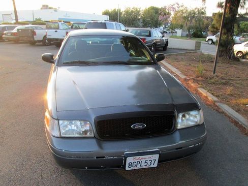 Used 2007 Ford Crown Victoria Police Interceptor image 2