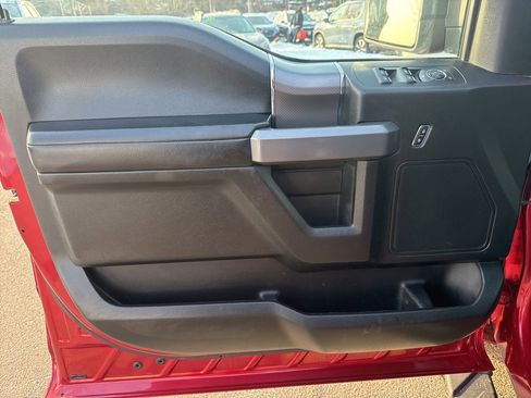 Used 2016 Ford F150 XLT w/ Equipment Group 302A Luxury image 23