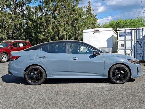 Certified 2024 Nissan Sentra SR FWD image 8