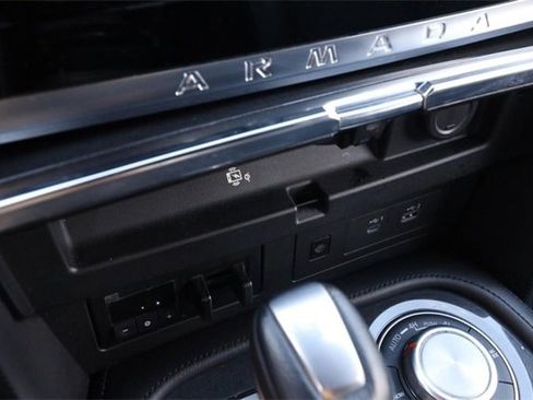 Certified 2024 Nissan Armada SL w/ Midnight Edition Package image 21