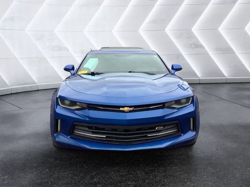 Used 2016 Chevrolet Camaro LT RWD image 2