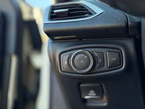 Used 2018 Lincoln MKZ Reserve image 23