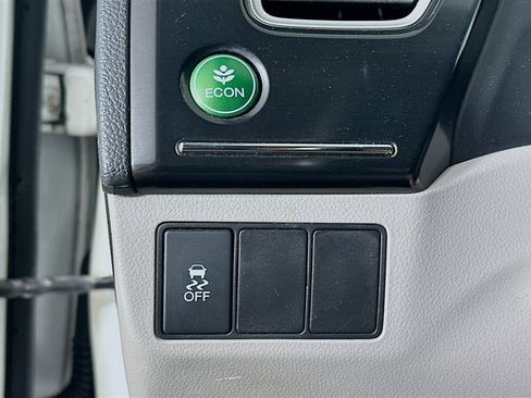 Used 2013 Honda Civic LX image 17