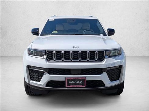 New 2026 Jeep Grand Cherokee Limited AWD/4WD image 5