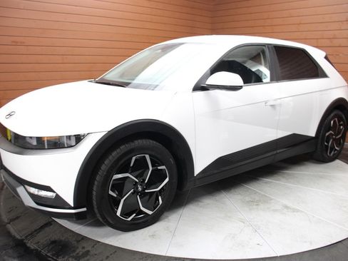 Used 2023 Hyundai Ioniq 5 SEL w/ Cargo Package image 5