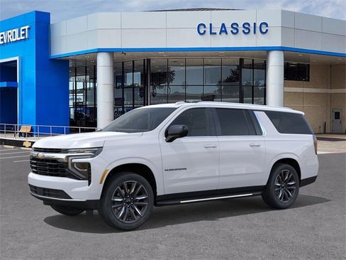 New 2026 Chevrolet Suburban LS w/ LS Custom Edition RWD image 2