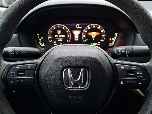 Used 2023 Honda Accord LX image 18