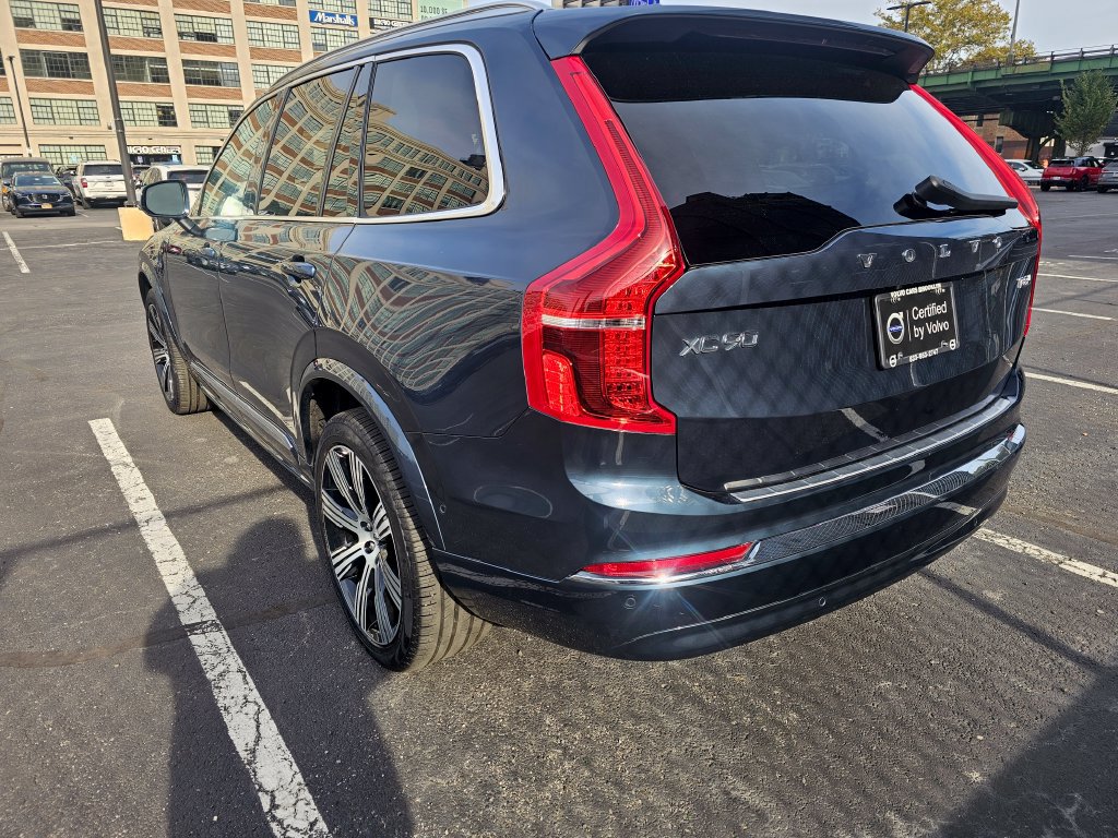 Certified 2025 Volvo XC90 T8 Plus w/ Protection Package Premier AWD/4WD image 25