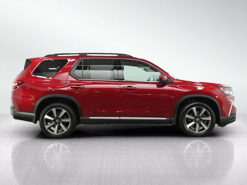 Used 2023 Honda Pilot Touring image 6
