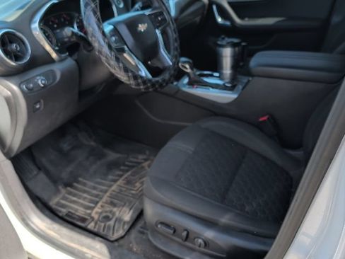Used 2020 Chevrolet Blazer LT FWD image 11