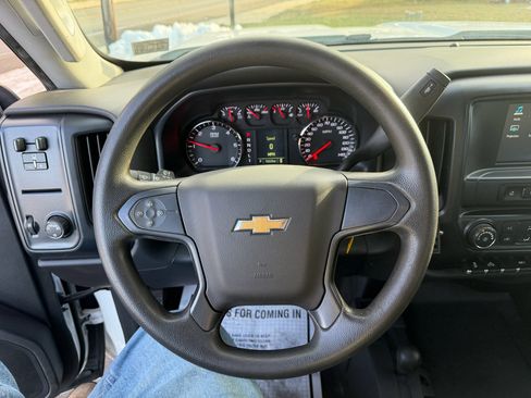 Used 2019 Chevrolet Silverado 2500 W/T w/ Snow Plow Prep Package image 21