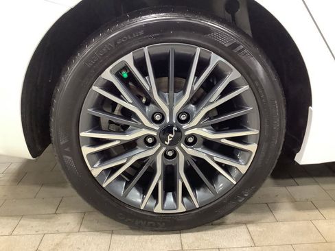 Certified 2023 Kia Forte GT-Line w/ GT-Line Technology Package image 27