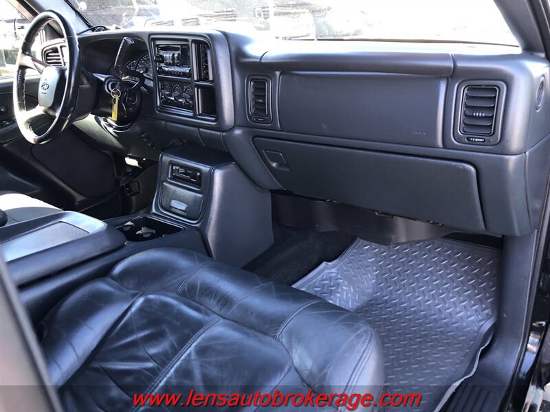 Used 2002 Chevrolet Silverado 3500 LT AWD/4WD image 19