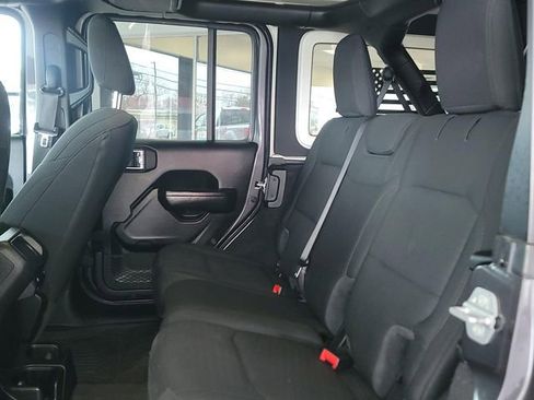 Used 2021 Jeep Wrangler Unlimited Sport AWD/4WD image 13