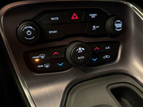 Used 2018 Dodge Challenger SXT w/ Blacktop Package RWD image 15