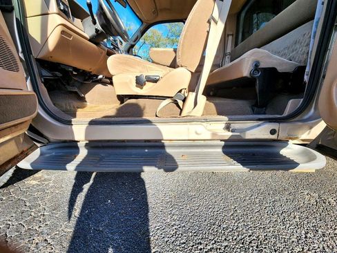 Used 1999 Ford F250 XL image 21