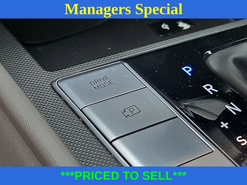 Certified 2025 Hyundai Elantra Sport w/ Cargo Package FWD image 23