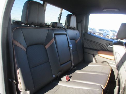 Certified 2023 GMC Canyon AT4 w/ AT4 Premium Package image 21