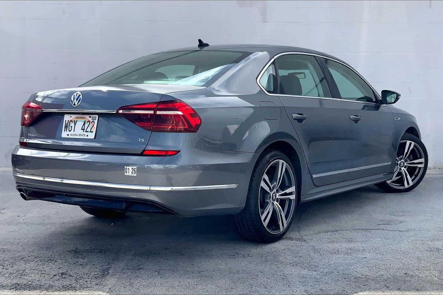 Used 2017 Volkswagen Passat 1.8T R-Line FWD image 22