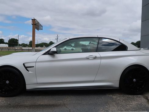 Used 2019 BMW M4 Convertible w/ Competition Package RWD image 7