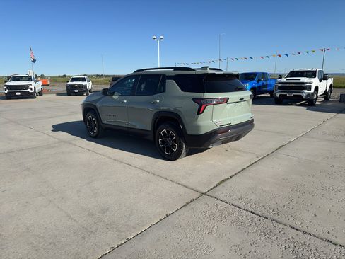 Used 2025 Chevrolet Equinox ACTIV w/ Safety and Technology Package image 3