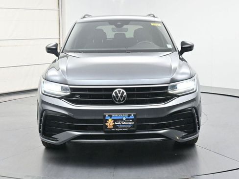 Certified 2023 Volkswagen Tiguan SE R-Line AWD/4WD image 26
