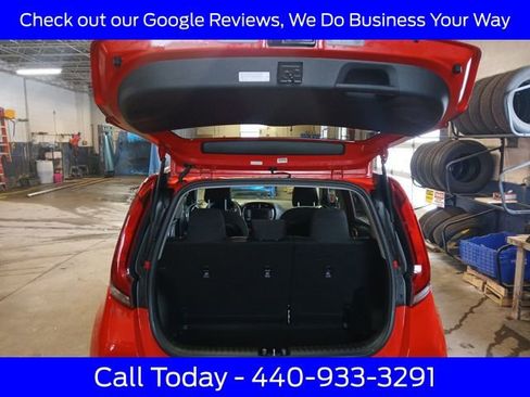 Used 2022 Kia Soul LX image 37