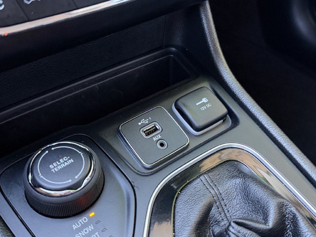 Certified 2023 Jeep Cherokee Altitude Lux AWD/4WD image 21