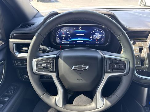 Certified 2024 Chevrolet Tahoe Z71 w/ Luxury Package AWD/4WD image 14