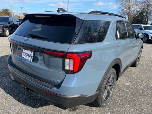 New 2026 Ford Explorer ST-Line w/ ST-Line Street Pack image 30