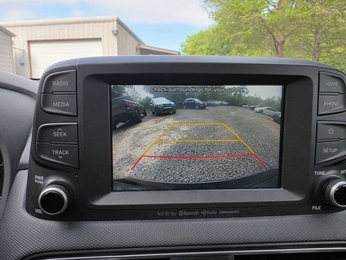 Used 2020 Hyundai Kona SEL Plus image 18