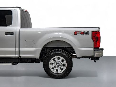 Used 2022 Ford F250 XL w/ STX Appearance Package image 11