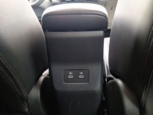 Certified 2025 Nissan Kicks SR FWD image 31