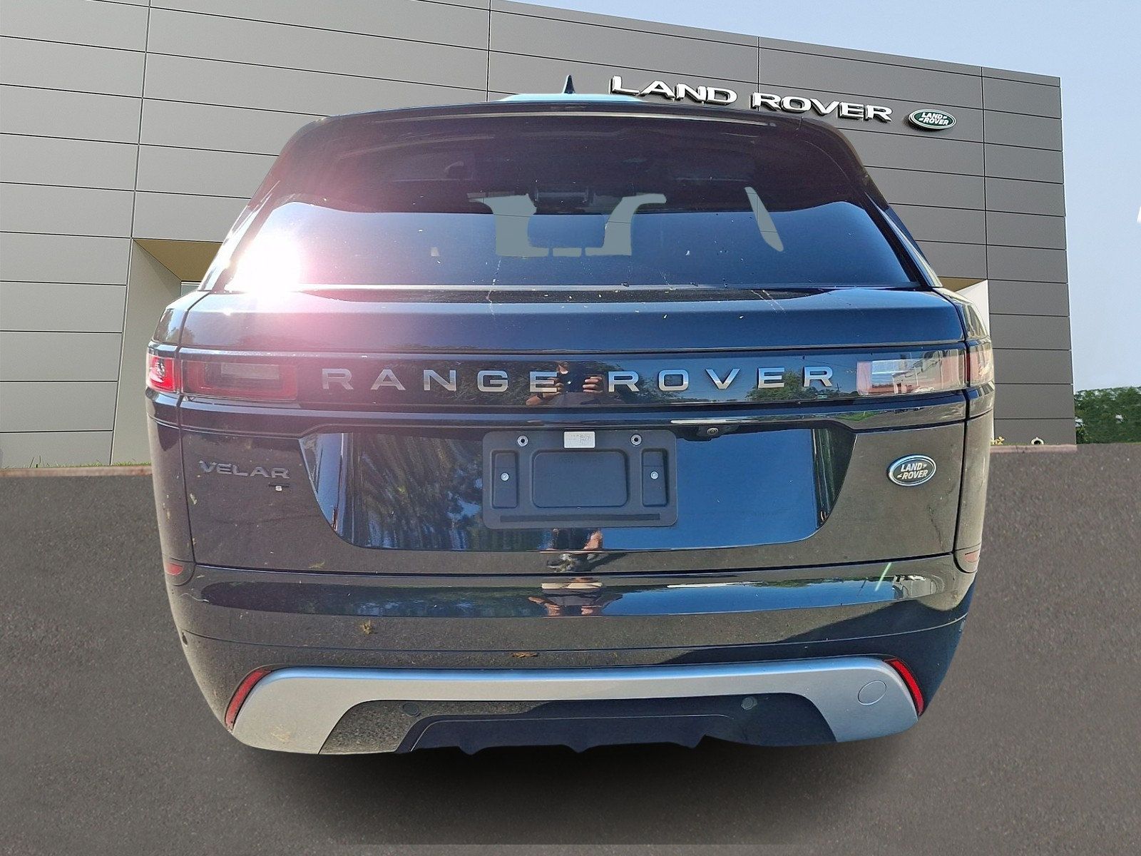Used 2021 Land Rover Range Rover Velar R-Dynamic S AWD/4WD image 7