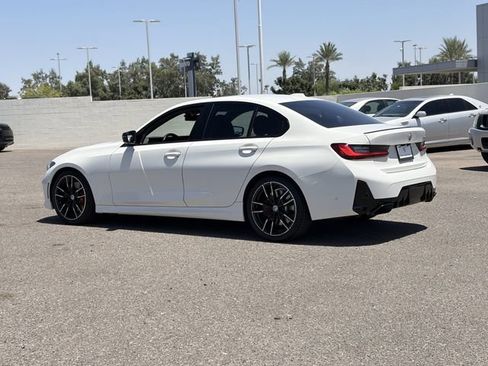 Used 2023 BMW M340i RWD image 9