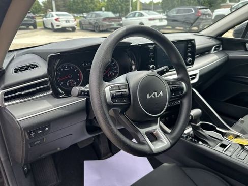 Used 2023 Kia K5 LXS FWD image 13