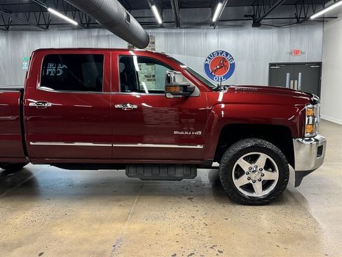 Used 2017 Chevrolet Silverado 2500 LTZ w/ Duramax Plus Package AWD/4WD image 19