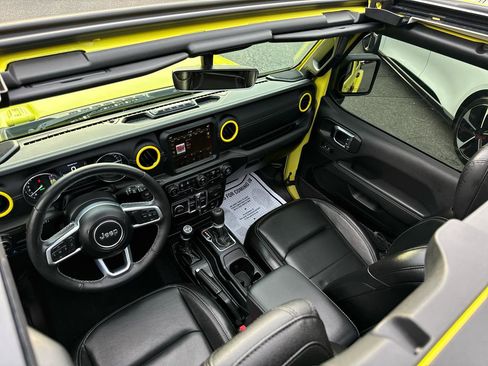 Used 2023 Jeep Wrangler Unlimited Sahara w/ Cold Weather Group image 20