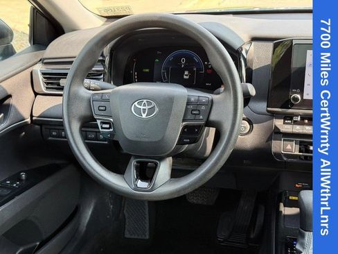 Used 2025 Toyota Camry LE FWD image 14