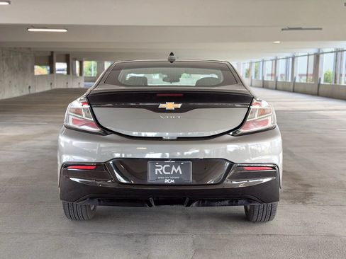 Used 2016 Chevrolet Volt LT w/ Comfort Package FWD image 6