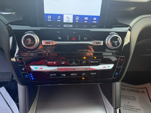Used 2022 Ford Explorer ST w/ Equipment Group 401A AWD/4WD image 15