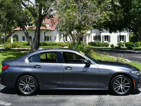 Used 2020 BMW 330i Sedan w/ Premium Package image 31