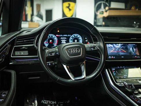 Used 2025 Audi Q7 3.0T Premium Plus AWD/4WD image 17