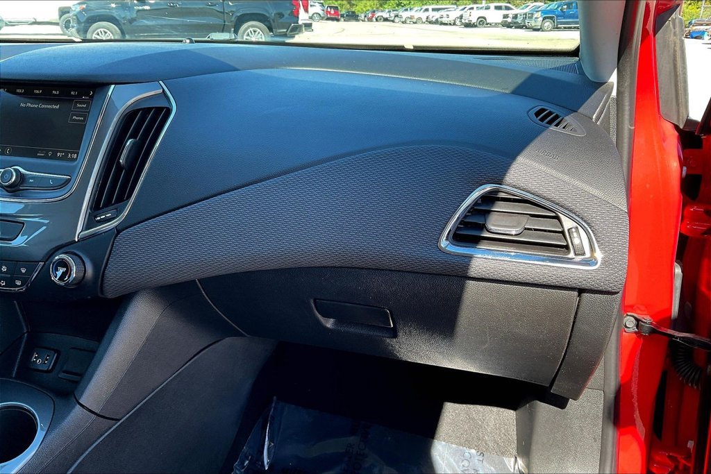 Used 2019 Chevrolet Cruze LS w/ LS Convenience Package FWD image 16