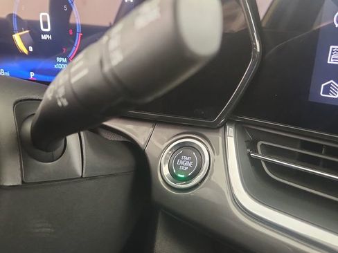 Used 2025 Chevrolet Trax ACTIV image 19