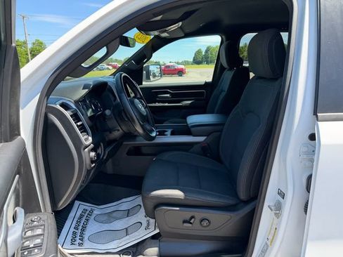 Used 2023 RAM 1500 Big Horn AWD/4WD image 9
