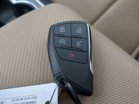 New 2026 Chevrolet Equinox ACTIV w/ Convenience Package III FWD image 28